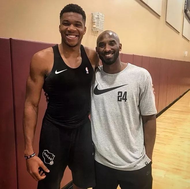 午后美术馆 午后美术馆